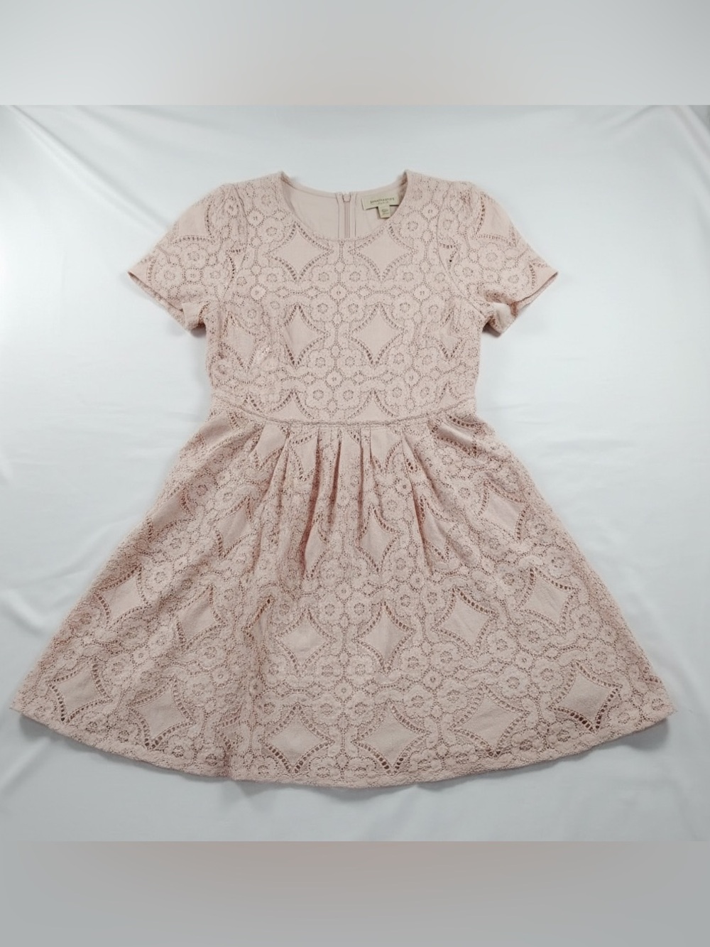 Burberry Pale Pink Lace Dress - Picture 13 of 14